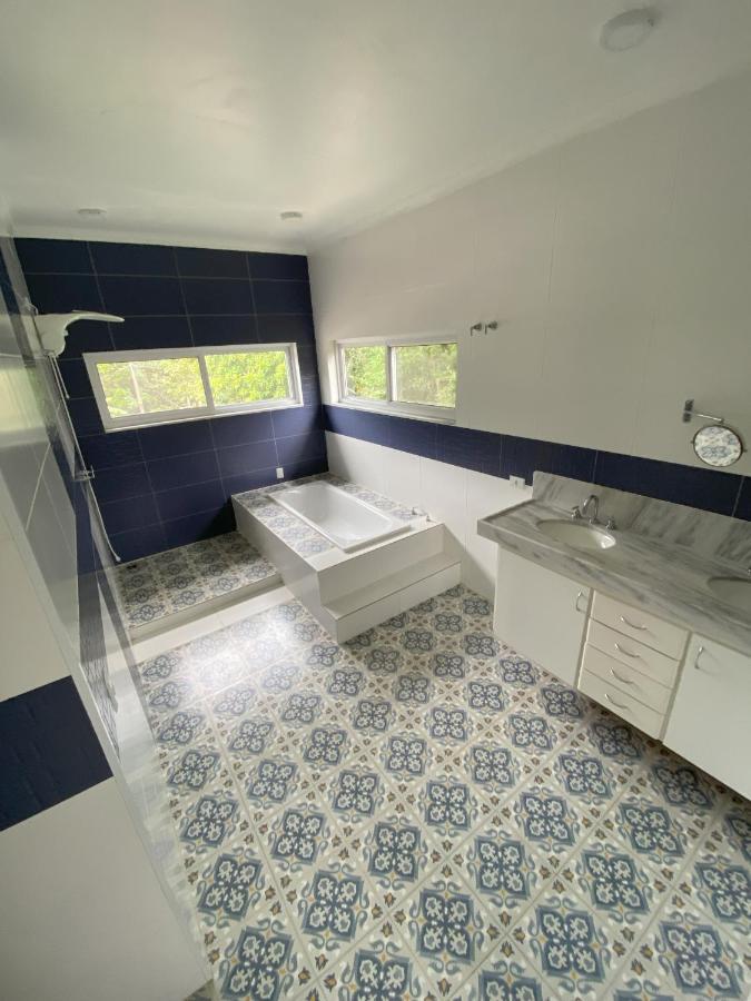 Casa Mani Bed & Breakfast Убатуба Екстериор снимка